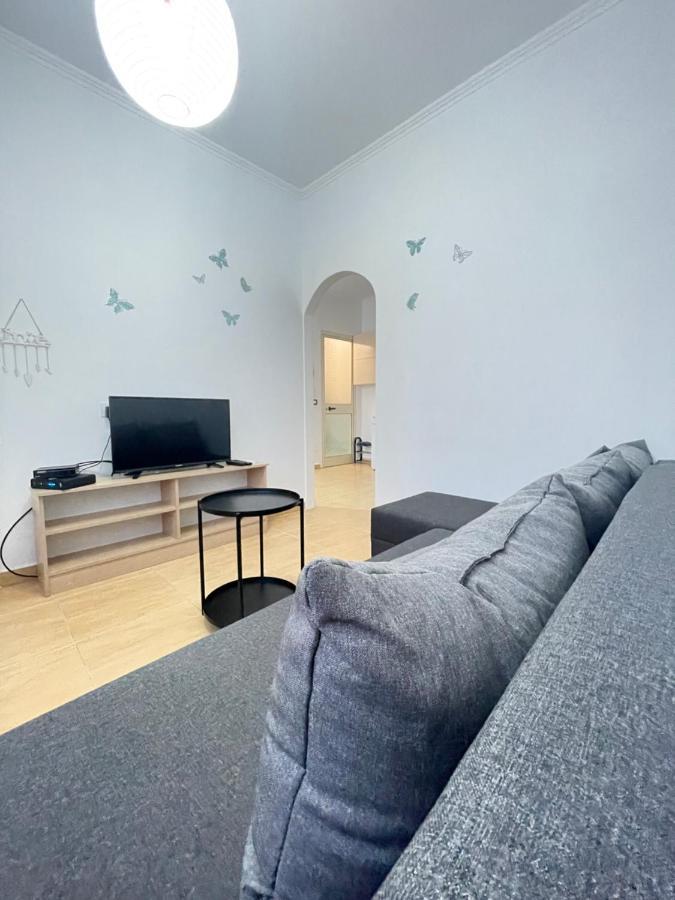 Mediterranean Sea Apartments Durres Bagian luar foto