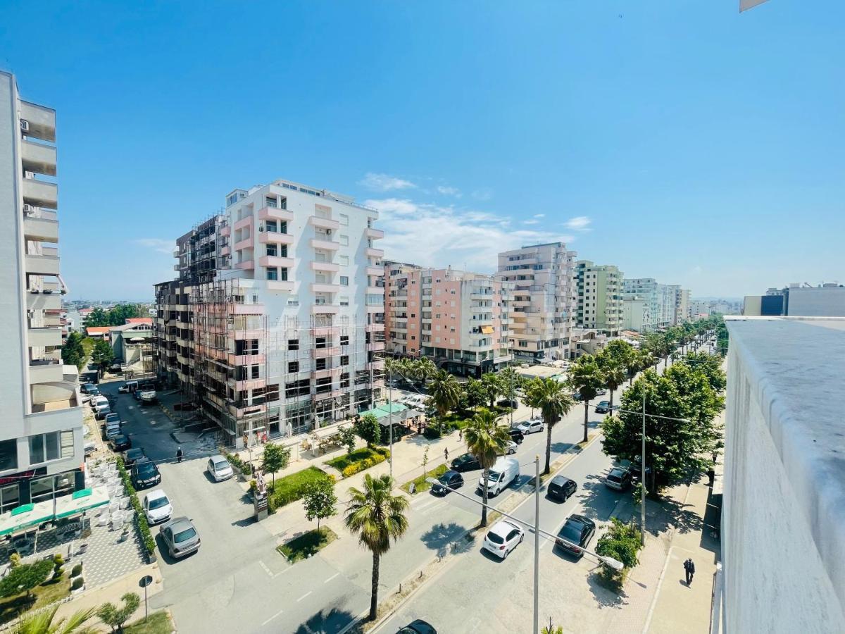 Mediterranean Sea Apartments Durres Bagian luar foto