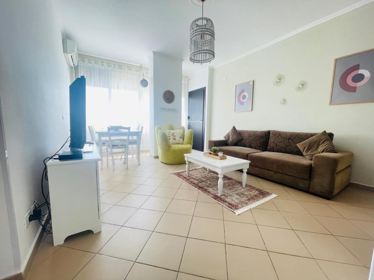 Mediterranean Sea Apartments Durres Bagian luar foto